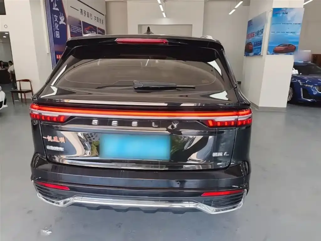 Geely Xingyue L — фото 10