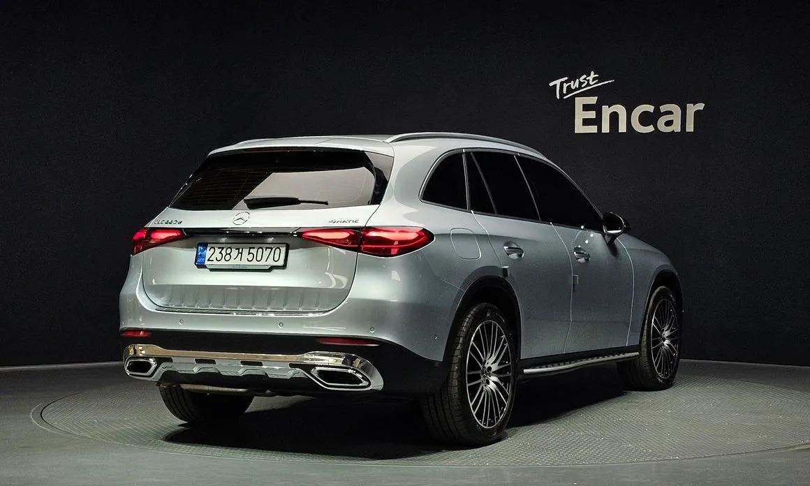 Mercedes-Benz GLC-Class 2023 из KR, фото 2