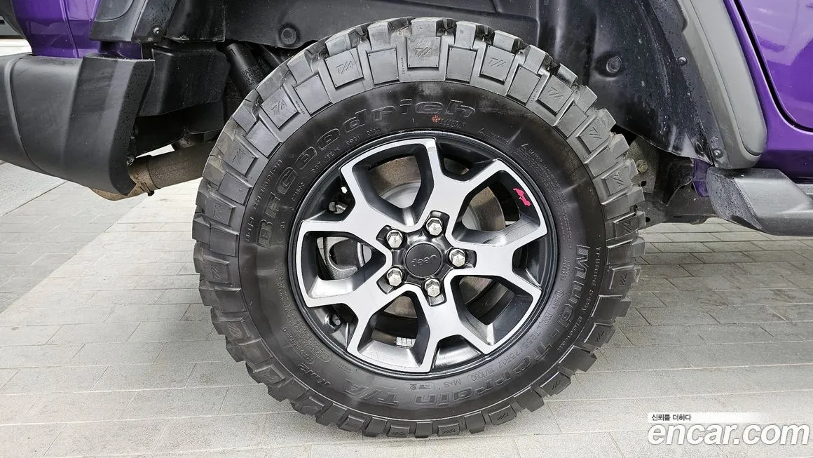 Jeep Wrangler 2023 из KR, фото 9