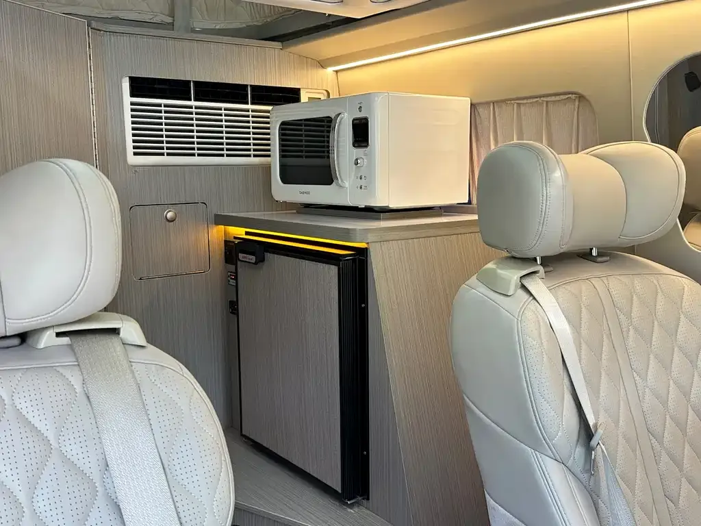 Ford Transit 2021 из CN, фото 4