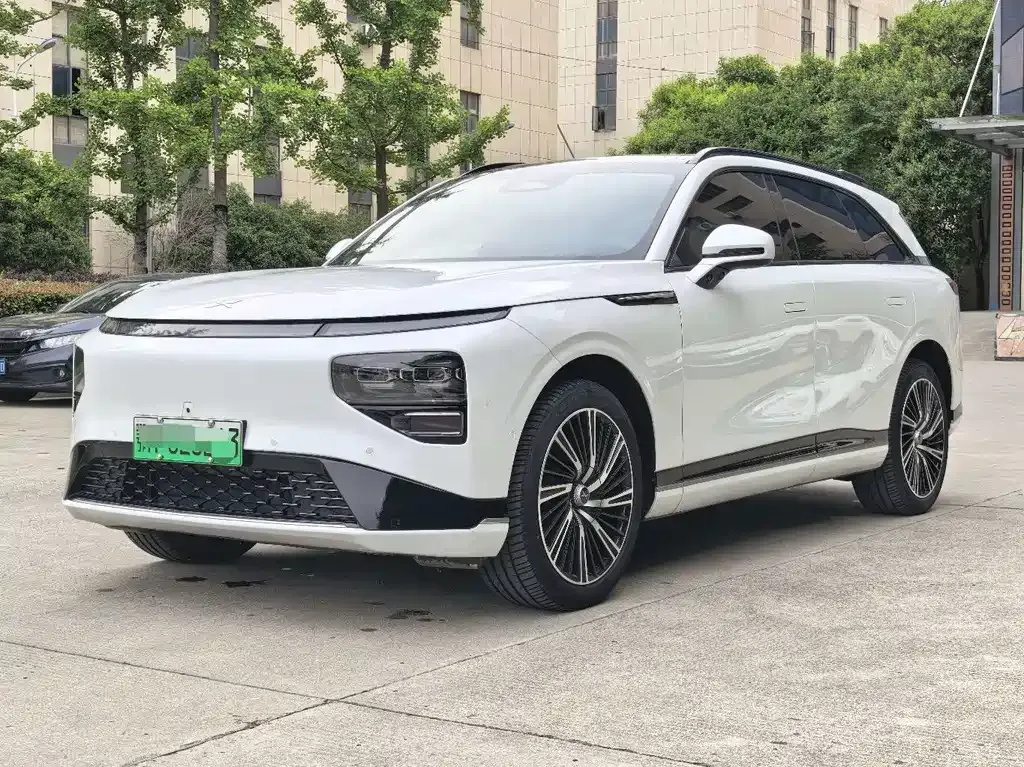 XPeng G9