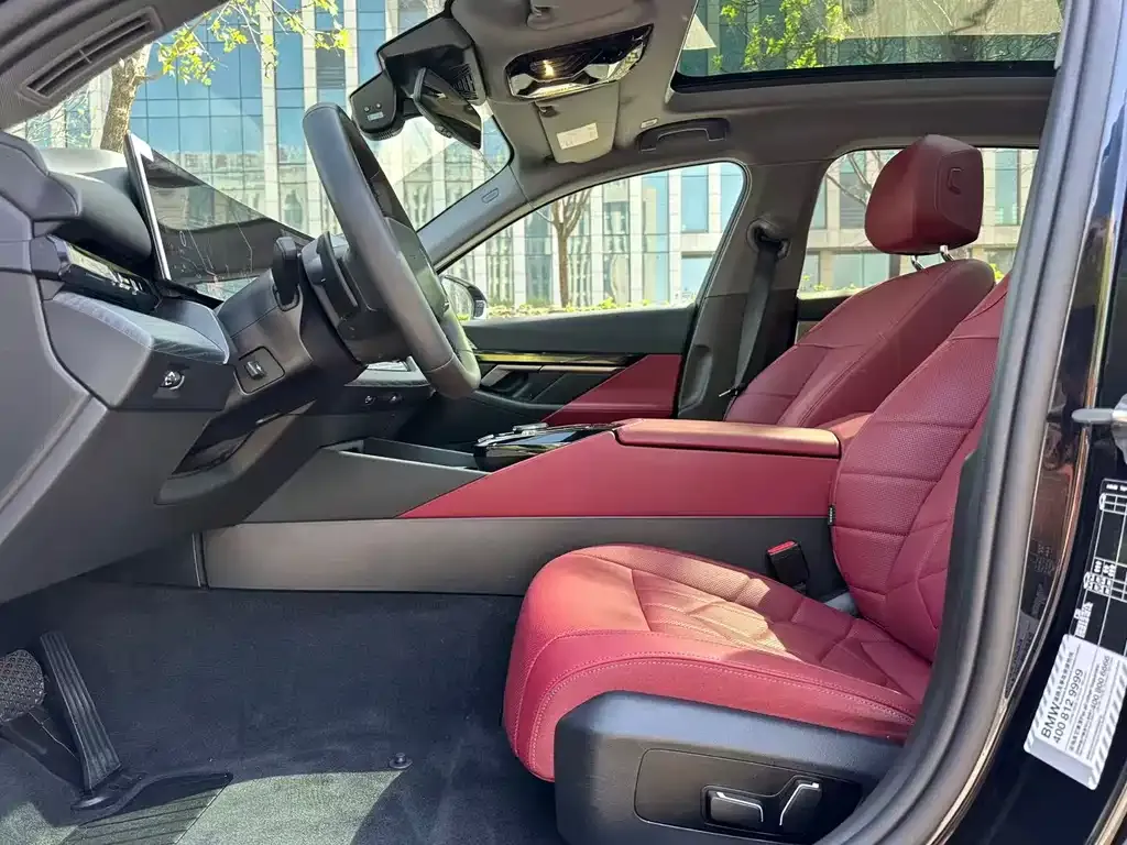 BMW 5 Series — фото 10