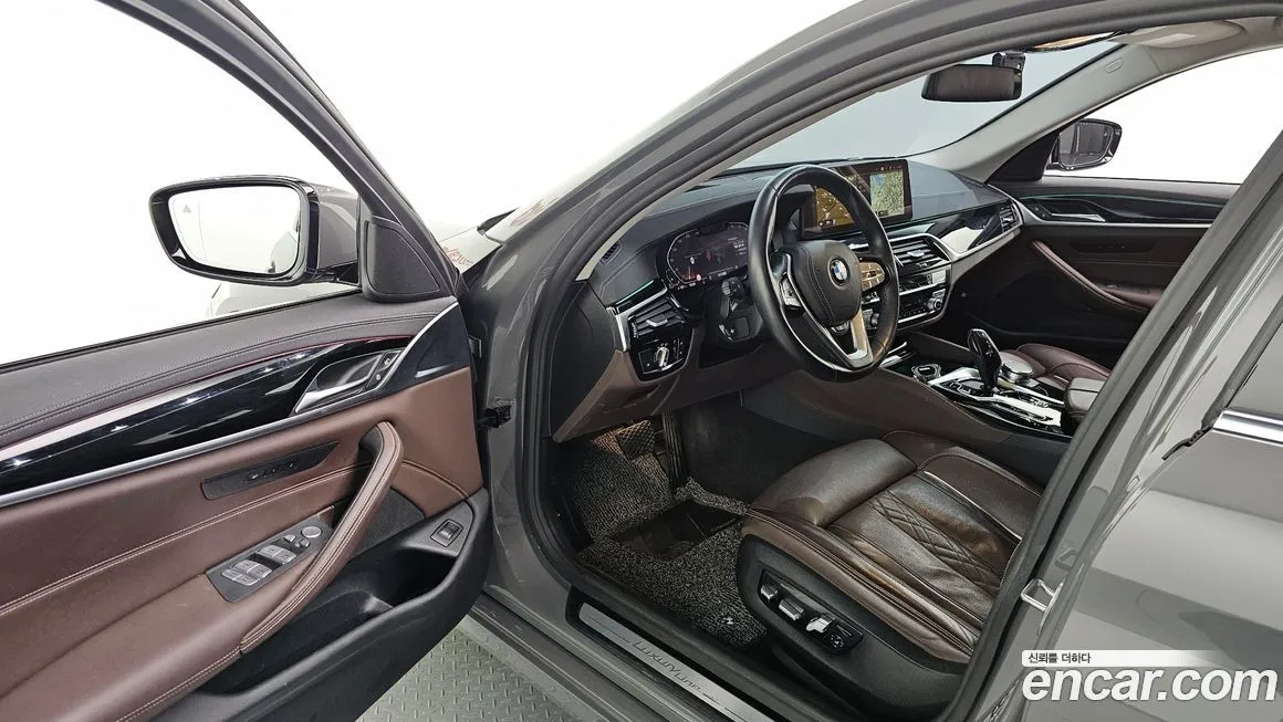 BMW 5-Series 2022 из KR, фото 10