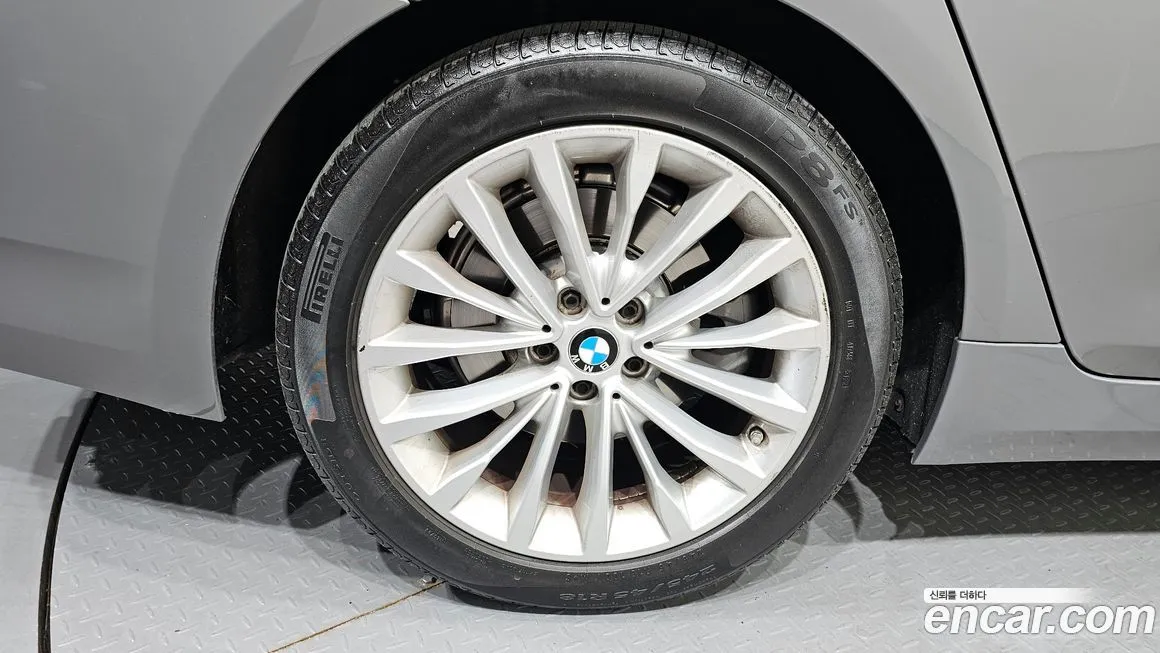 BMW 5-Series 2022 из KR, фото 8