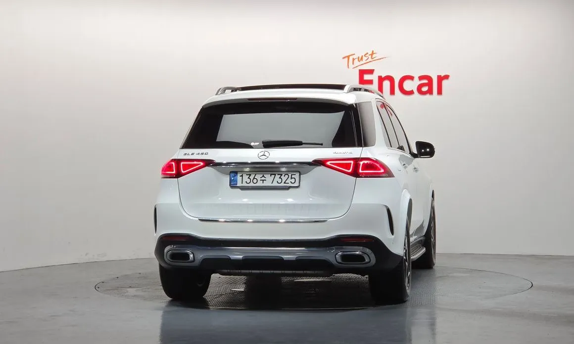 Mercedes-Benz GLE-Class — фото 7