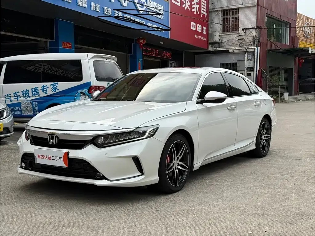 Honda Inspire — фото 1