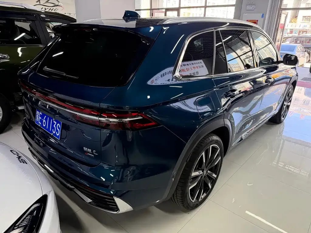 Geely Xingyue L — фото 8