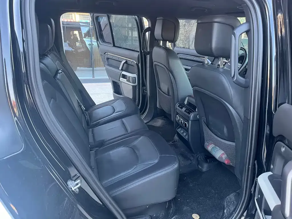 Land Rover Defender — фото 9
