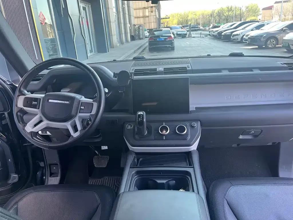 Land Rover Defender — фото 8