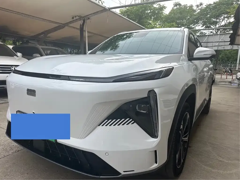 Geely Galaxy L7