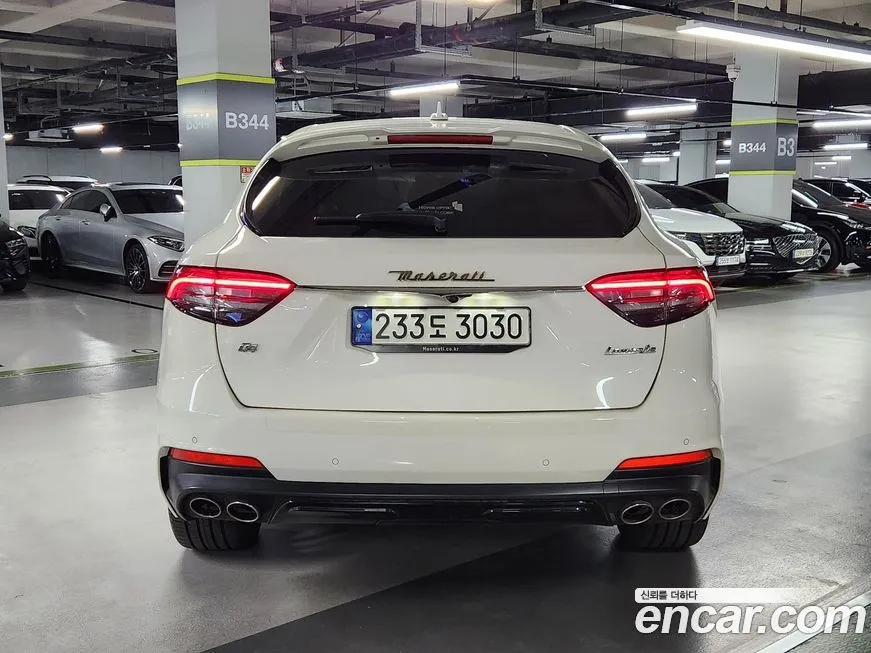 Maserati Levante 2021 из KR, фото 3