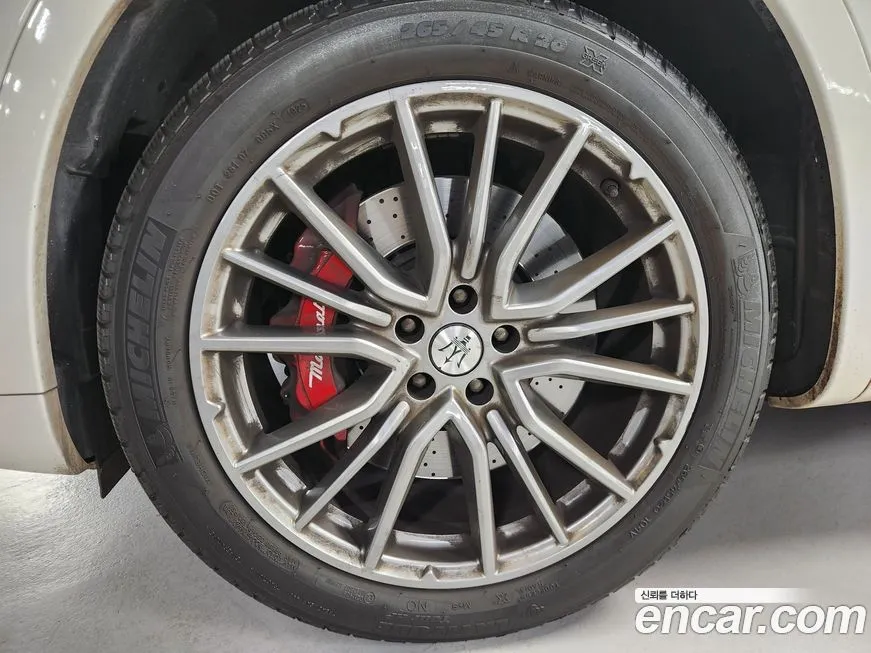 Maserati Levante 2021 из KR, фото 8