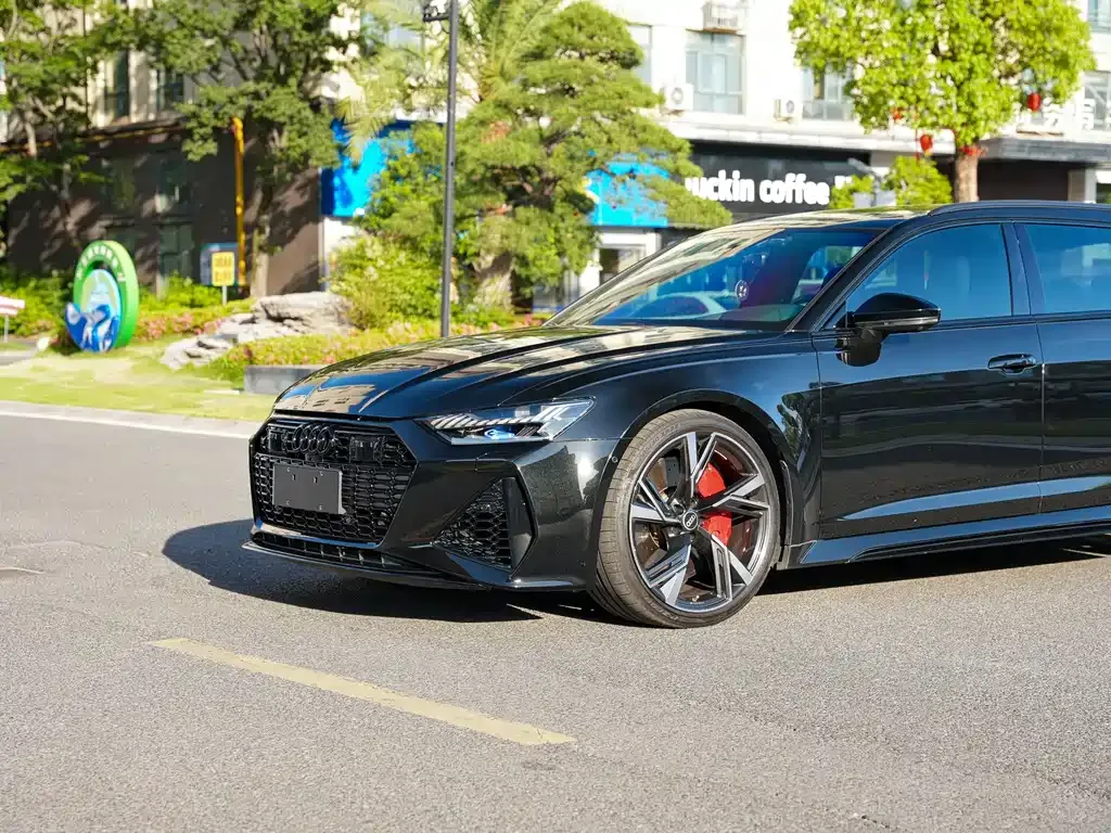 Audi RS 6 2024 из CN, фото 10