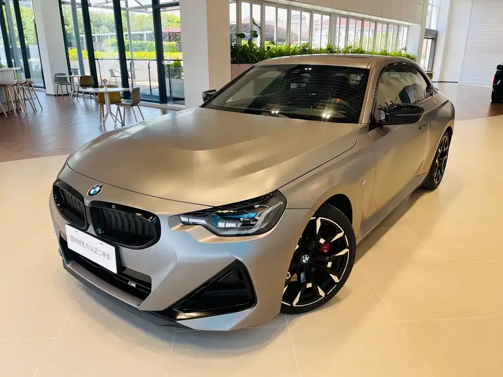 BMW M240i