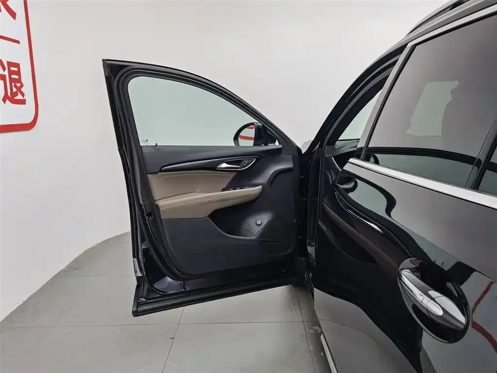 Buick Envision Plus — фото 8
