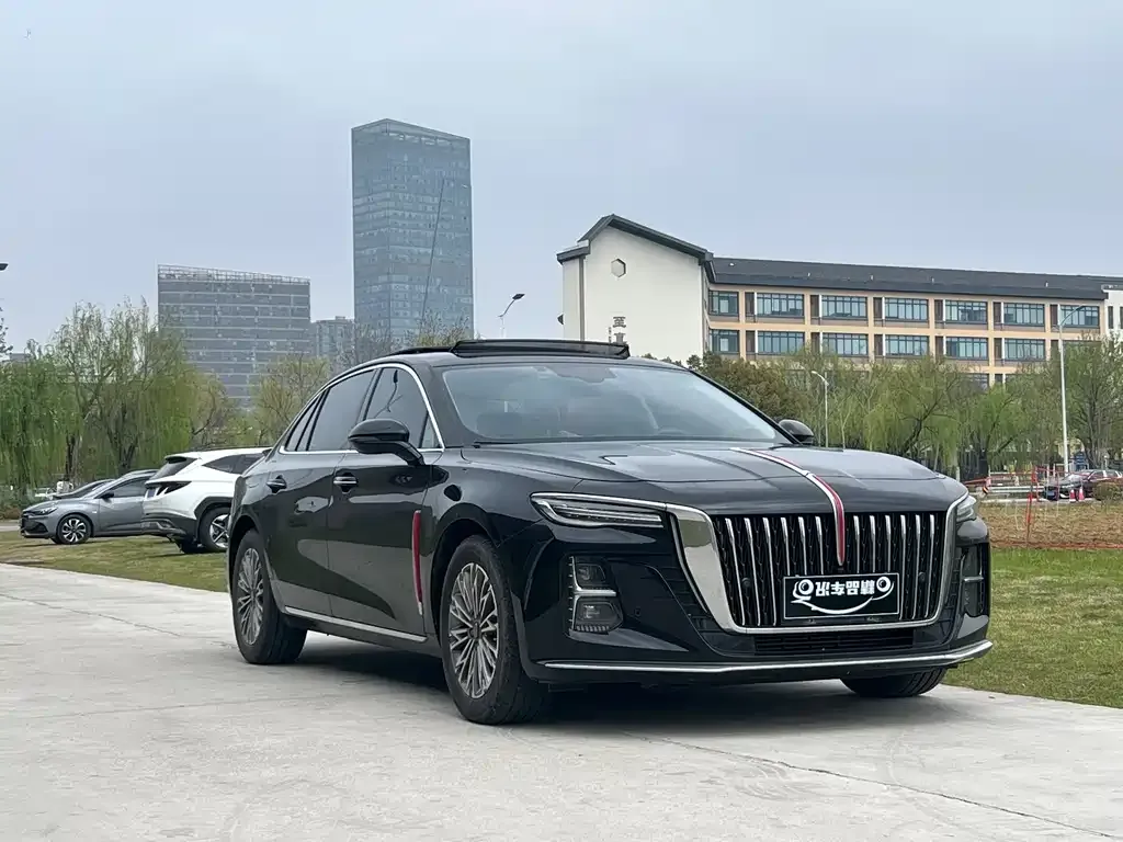 Hongqi H5 — фото 9