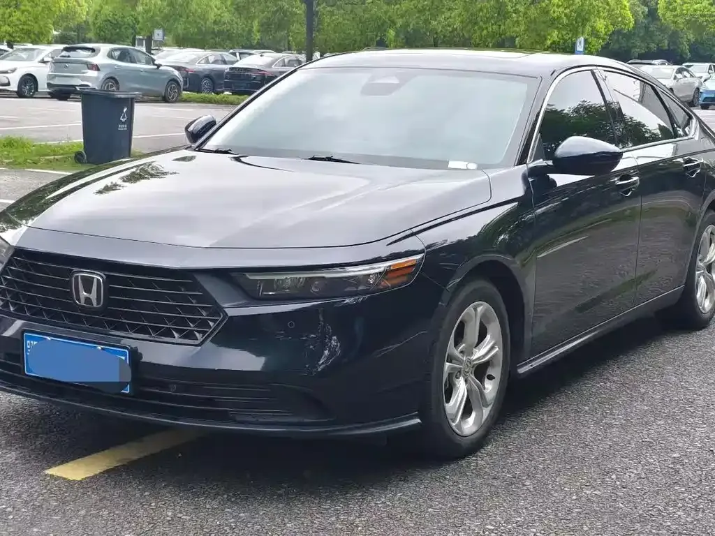 Honda Accord — фото 7