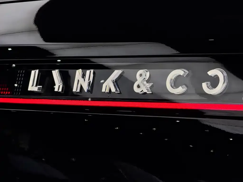 Lynk & Co 900 2025 из CN, фото 2