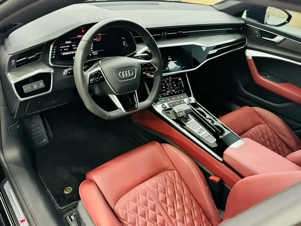 Audi A7L — фото 9