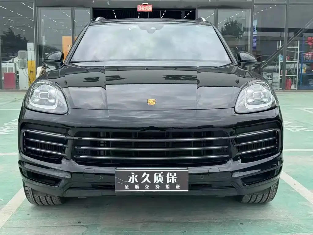 Porsche Cayenne — фото 7