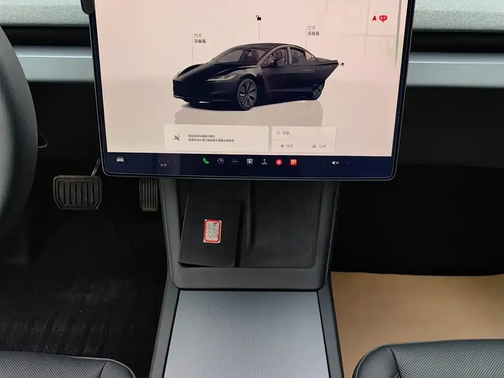 Tesla Model 3 — фото 3