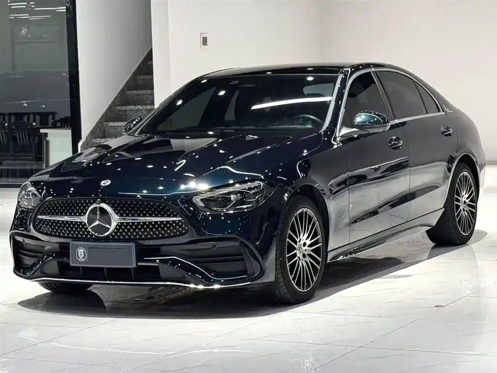 Mercedes-Benz C-Class — фото 1