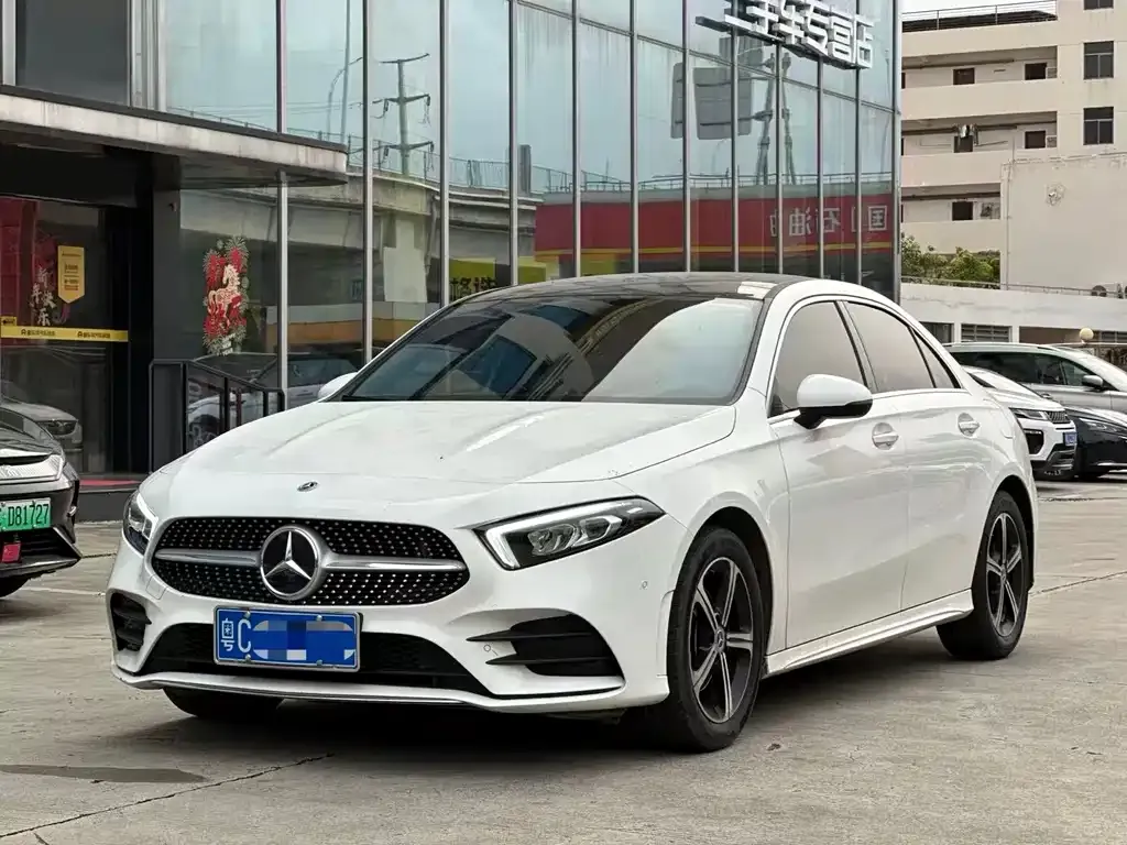 Mercedes-Benz A-Class — фото 7