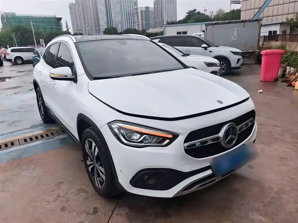 Mercedes-Benz GLA — фото 6