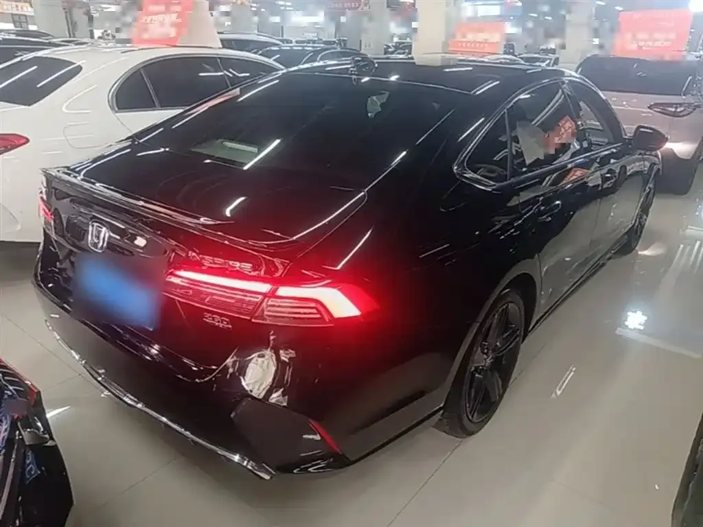 Honda Inspire 2024 из CN, фото 10