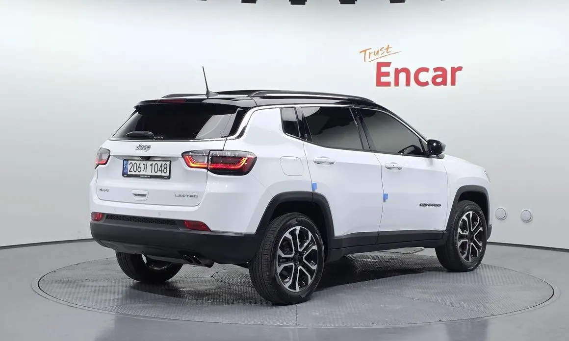 Jeep Compass 2022 из KR, фото 8