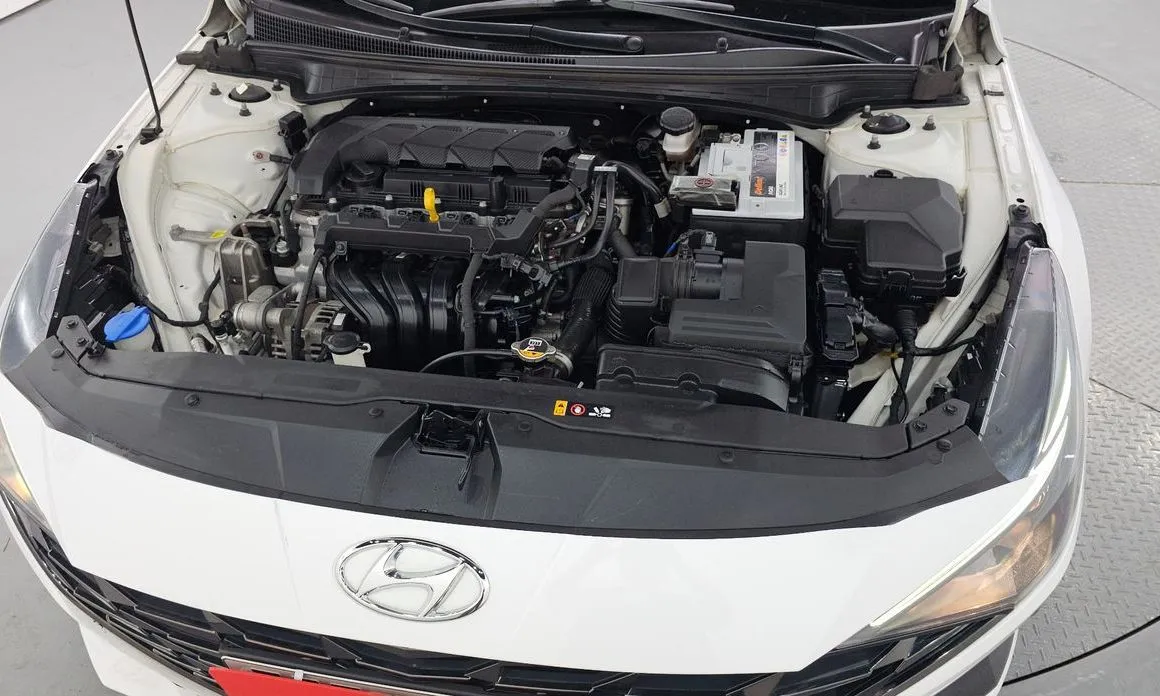 Hyundai AVANTE — фото 10