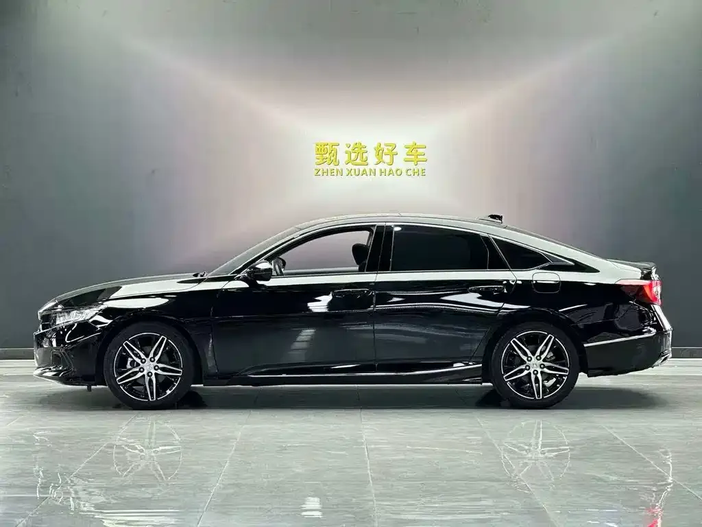 Honda Accord — фото 6