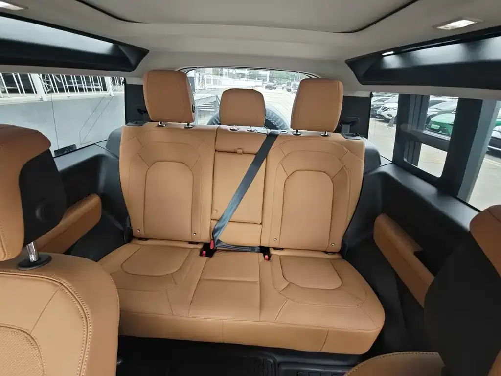 Land Rover Defender — фото 2