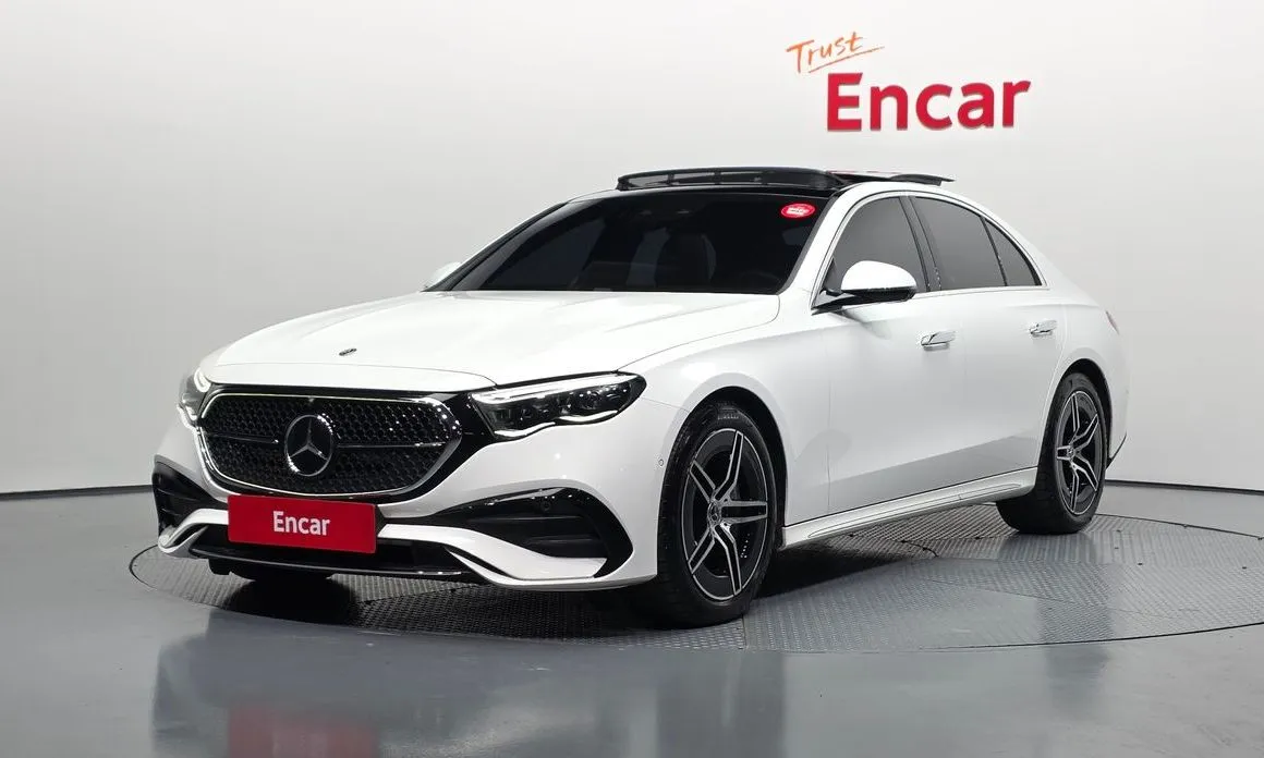 Mercedes-Benz E-Class — фото 1