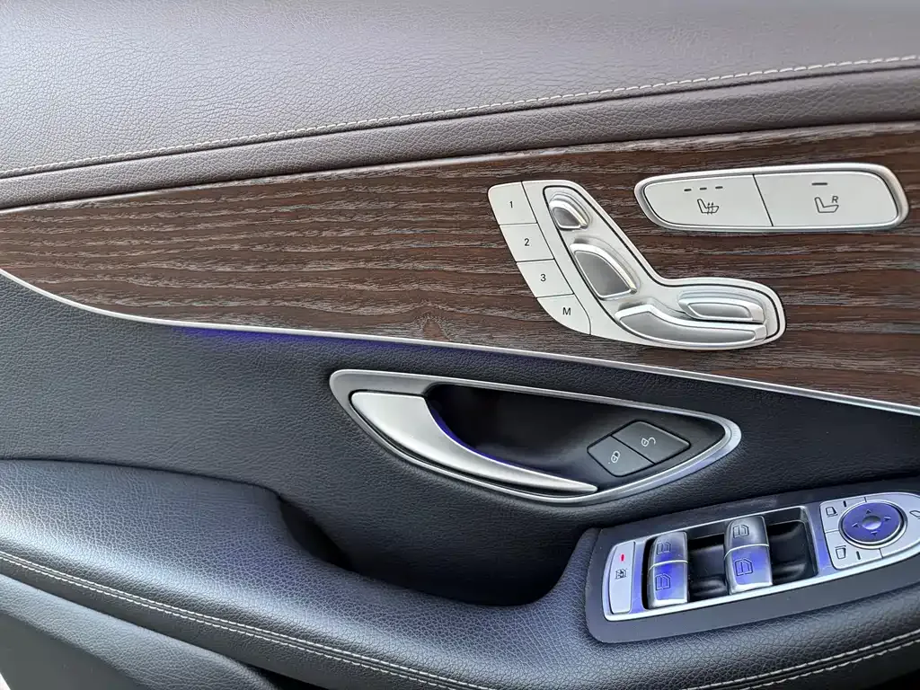 Mercedes-Benz GLC 2022 из CN, фото 8