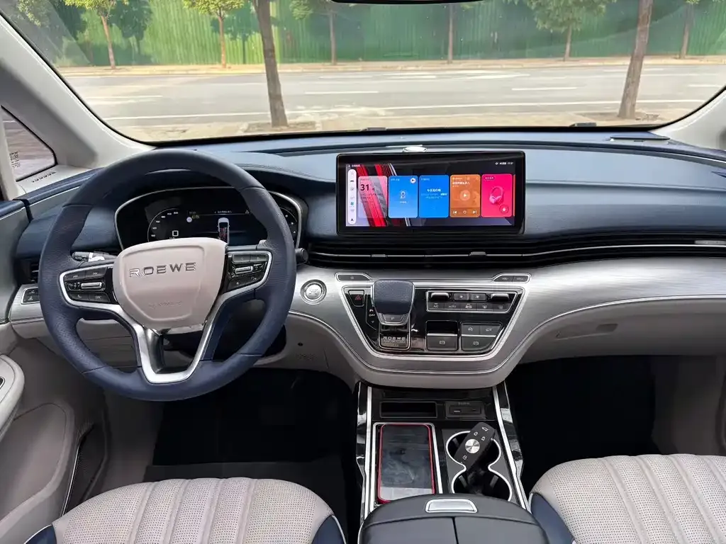 Roewe iMAX8 2021 из CN, фото 5