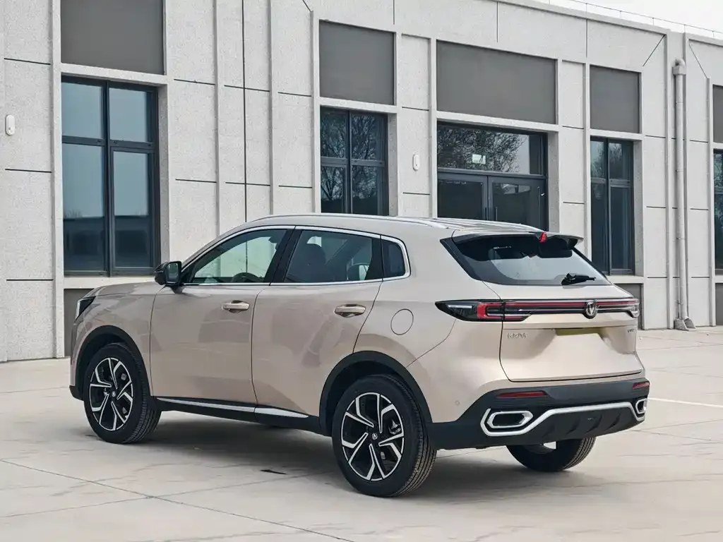 Changan CS55PLUS — фото 4