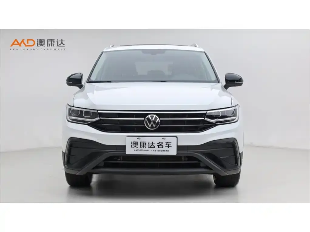 Volkswagen Tiguan L — фото 4