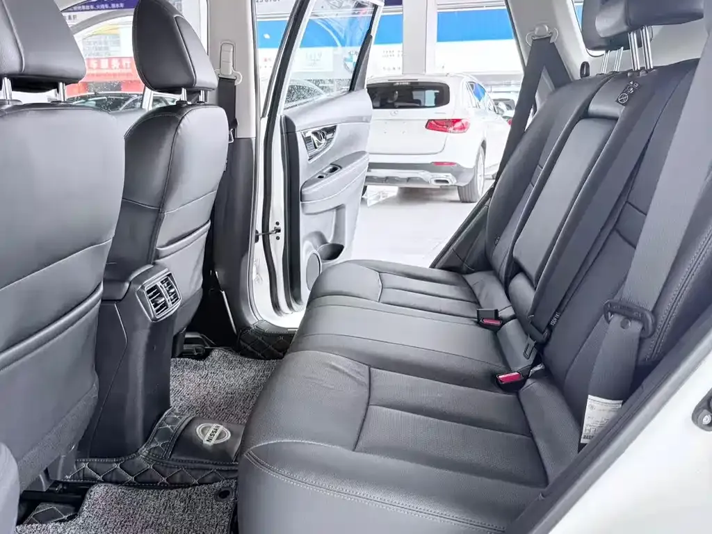 Nissan X-Trail 2021 из CN, фото 3