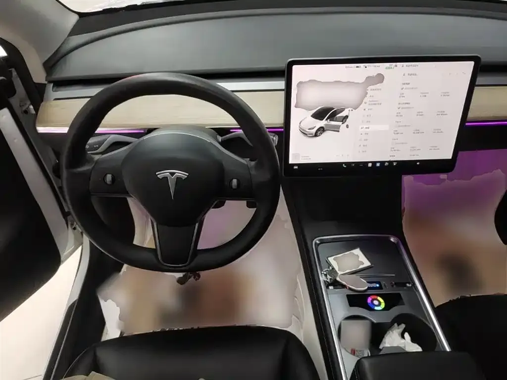 Tesla Model Y — фото 4
