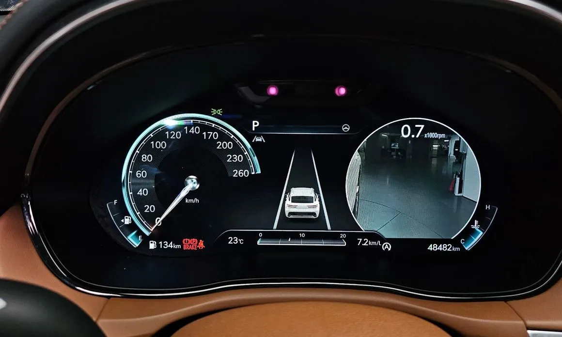 Genesis GV70 — фото 10