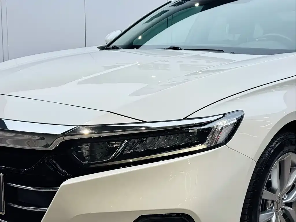 Honda Accord — фото 5