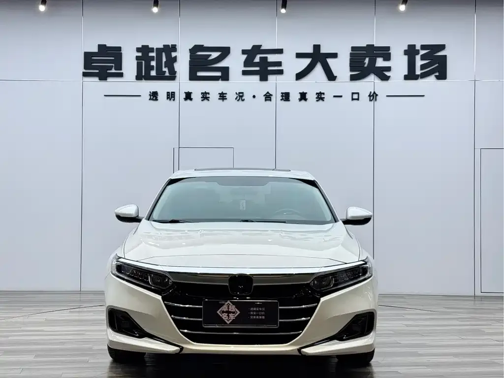 Honda Accord — фото 6
