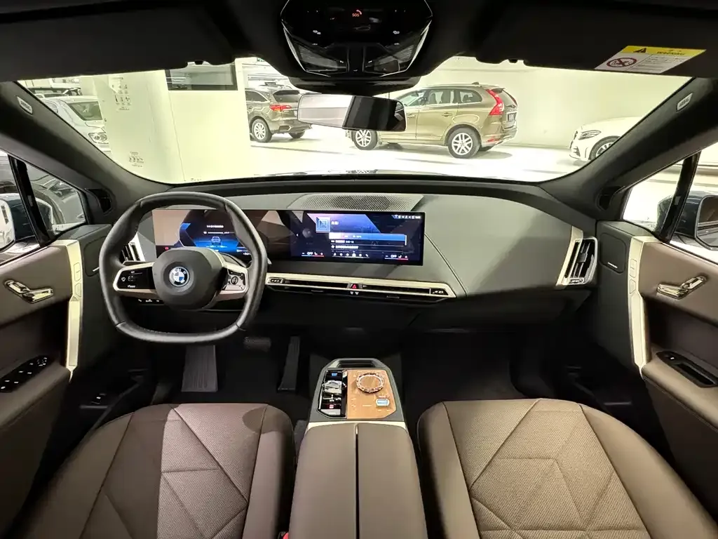 BMW iX 2025 из CN, фото 8