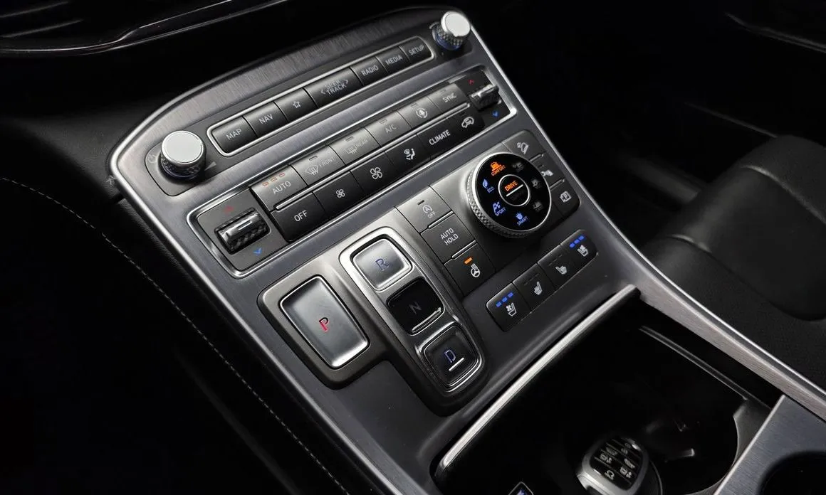 Hyundai Santafe — фото 9