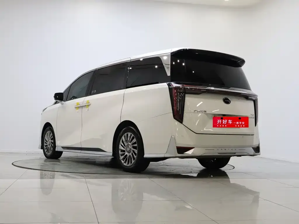 GAC Motor Trumpchi M8 — фото 4