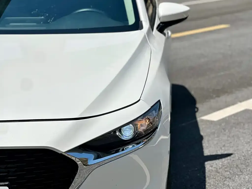 Mazda 3 Axela 2023 из CN, фото 3