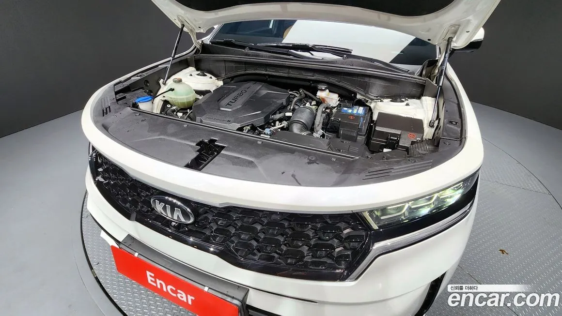 Kia Sorento — фото 4