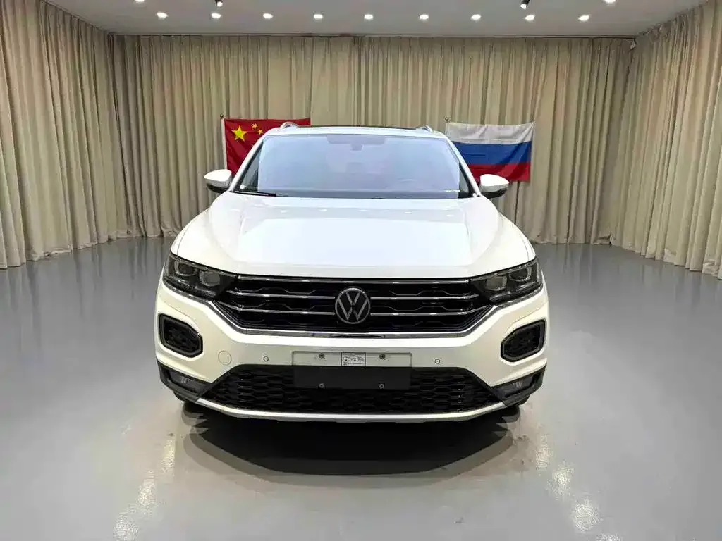Volkswagen T-Roc — фото 4