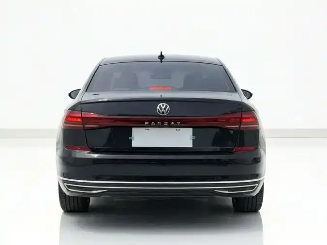 Volkswagen Passat — фото 2